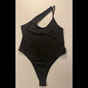 Black One-Shoulder Bodysuit